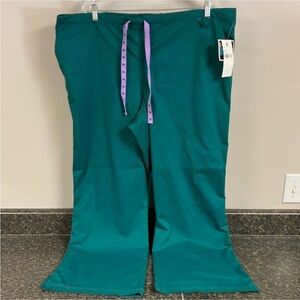 3/$15 ❤️ NWT 2x green scrub pants MC2